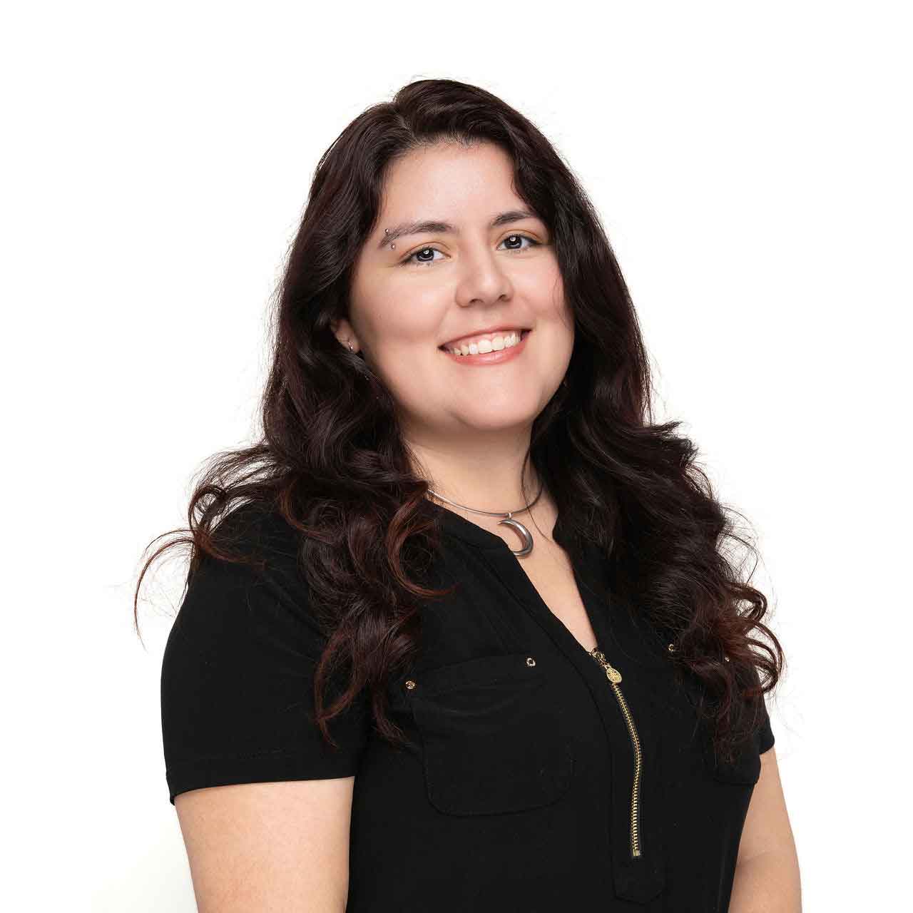 salma-price-office-manager Salma Price